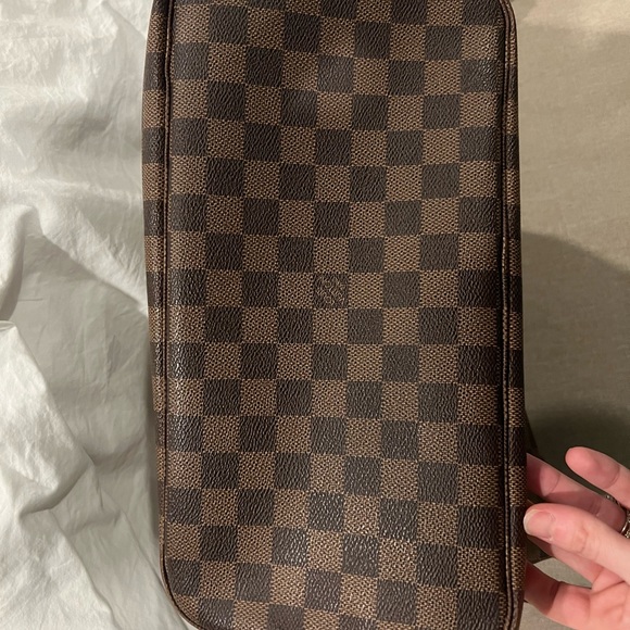 Louis Vuitton Neverfull MM Ebene Ballerina Interior - Picture 9 of 9